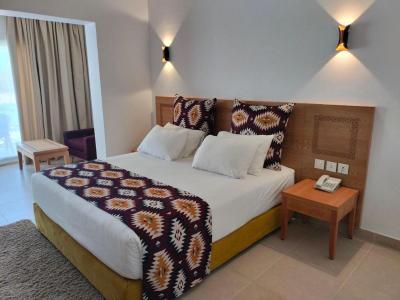 Tamra Beach Resort 4 Tamra Beach Resort 4