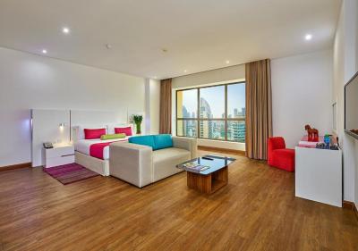 Ramada Hotel and Suites by Wyndham Dubai JBR 10