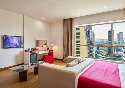 Ramada Hotel and Suites by Wyndham Dubai JBR 9