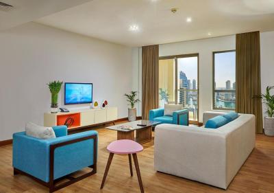 Ramada Hotel and Suites by Wyndham Dubai JBR 4