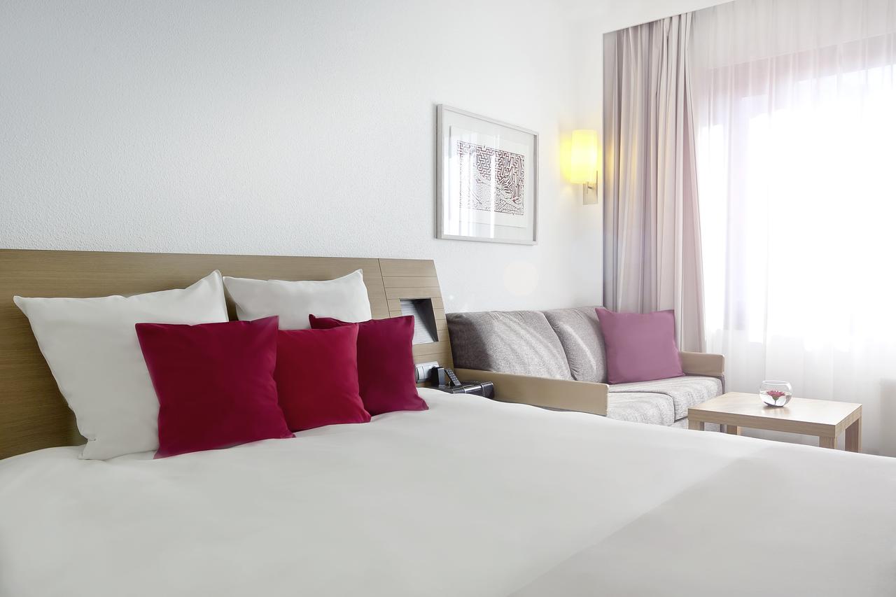 Novotel heathrow hot sale to legoland