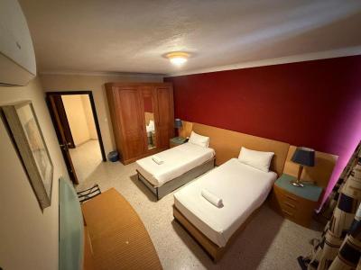 The St. George’s Park Hotel 2 The St. George’s Park Hotel 2