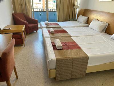The St. George’s Park Hotel 7 The St. George’s Park Hotel 7